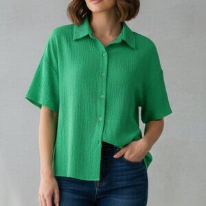 SHEIN Kelly Green Textured Short Sleeve Button Down Shirt - Large